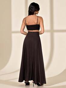 SHEIN Tall Lễ hội âm nhạc mùa hè mới, Lễ Phục sinh, Ngày Thánh Patrick, Phong cách miền Tây, Phong cách du mục, Tiệc sinh nhật, Lễ tốt nghiệp, Sinh viên, Trang phục hàng ngày, Thường ngày, Kỳ nghỉ, Du lịch tàu biển, Bãi biển, Tắm nắng, Thời trang, Bèo nhún, Dây đeo mảnh, Dệt kim, Tre, Vải lanh, Màu kaki Bộ 2 mảnh nữ màu nâu sô cô la Bộ 2 mảnh áo croptop và chân váy màu nâu - màu nâu - Xem 2