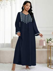 Al Najma 女士花卉V领长袖优雅阿拉伯连衣裙 - 藏蓝色 - 查看 5