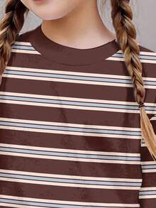 Vintage Maillard Braun & Weiß Kontrastfarben Sportlich Preppy Gestreiftes Muster, Tween Mädchen Lässig Minimalistisch Kurzarm & Shorts 2-teiliges Set, Geeignet für Sommeroutfits für - Verschiedenfarbig - Übersicht 3