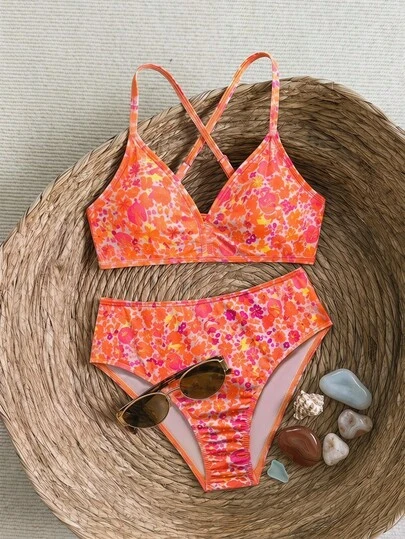 SHEIN Bộ bikini dây chéo phối màu tương phản phong cách retro dành cho bé gái tuổi teen, thích hợp cho kỳ nghỉ biển, màu xanh navy.