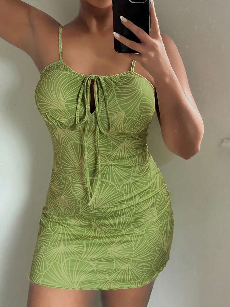 Dazy Plus Plus Size Women Botanical Print Drawstring Tie Neck Sleeveless Short Nightgown, Summer