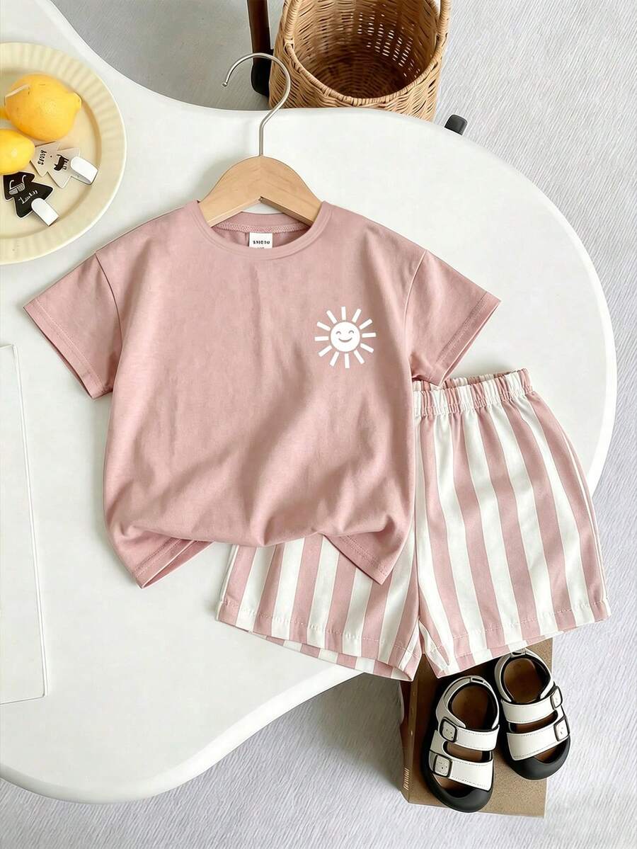 SHEIN Playful Pals 2件組女嬰（6個月-3歲）可愛灰粉色向日葵印花T恤與條紋短褲，夏季休閒輕便親子套裝 - 彩色 - 查看 1