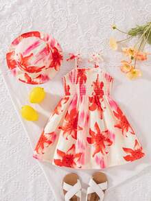 SHEIN 1件女婴夏季魅力红粉白浪漫礼服 + 度假风情亚麻爱心面料花卉印花褶皱紧身胸衣吊带连衣裙，配同款遮阳帽，海岛风情，生日派对，海滩写真和热带度假 - 紅色 - 查看 5