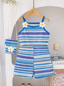SHEIN Sparklyn 2件組少女夏季彩色鉤編彈性波浪條紋無袖連身褲羅姆珀，附花卉裝飾斜挎包，甜美可愛海灘度假套裝 - 彩色 - 查看 4