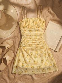 SHEIN Vestidos mini con estampado de flores para niña preadolescente, vestido camisero con espalda descubierta y fruncido, vestido de playa sin mangas con tirantes de espagueti - Amarillo - Ver 2
