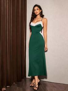 Slumberist Deep V-Neck Lace Contrast Color Backless Criss-Cross Strap Mermaid Hem Nightgown - Dark Green - View 3