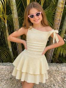 SHEIN Tween Girl Elegant Summer Birthday Dress,Golden Yellow Asymmetrical Shoulder Ruched Cake Princess Outfit With Metal Starfish Decor,Sibling Matching - Yellow - View 2