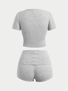 SHEIN Bộ đồ thường ngày dành cho nữ tuổi teen, gồm áo thun bó sát in chữ màu xám và quần short. - Xám - Xem 2
