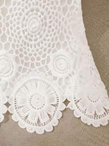 GlowEve CURVE Plus Size Women Lace Square Neck Elegant Camisole - White - View 3