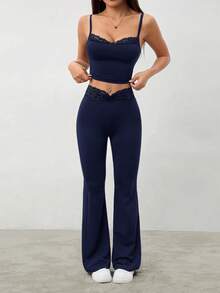 SHEIN PETITE 夏季黑色蕾絲拼接吊帶 + 喇叭褲女款修身兩件套，適合嬌小女性 - 藏蓝色 - 查看 3