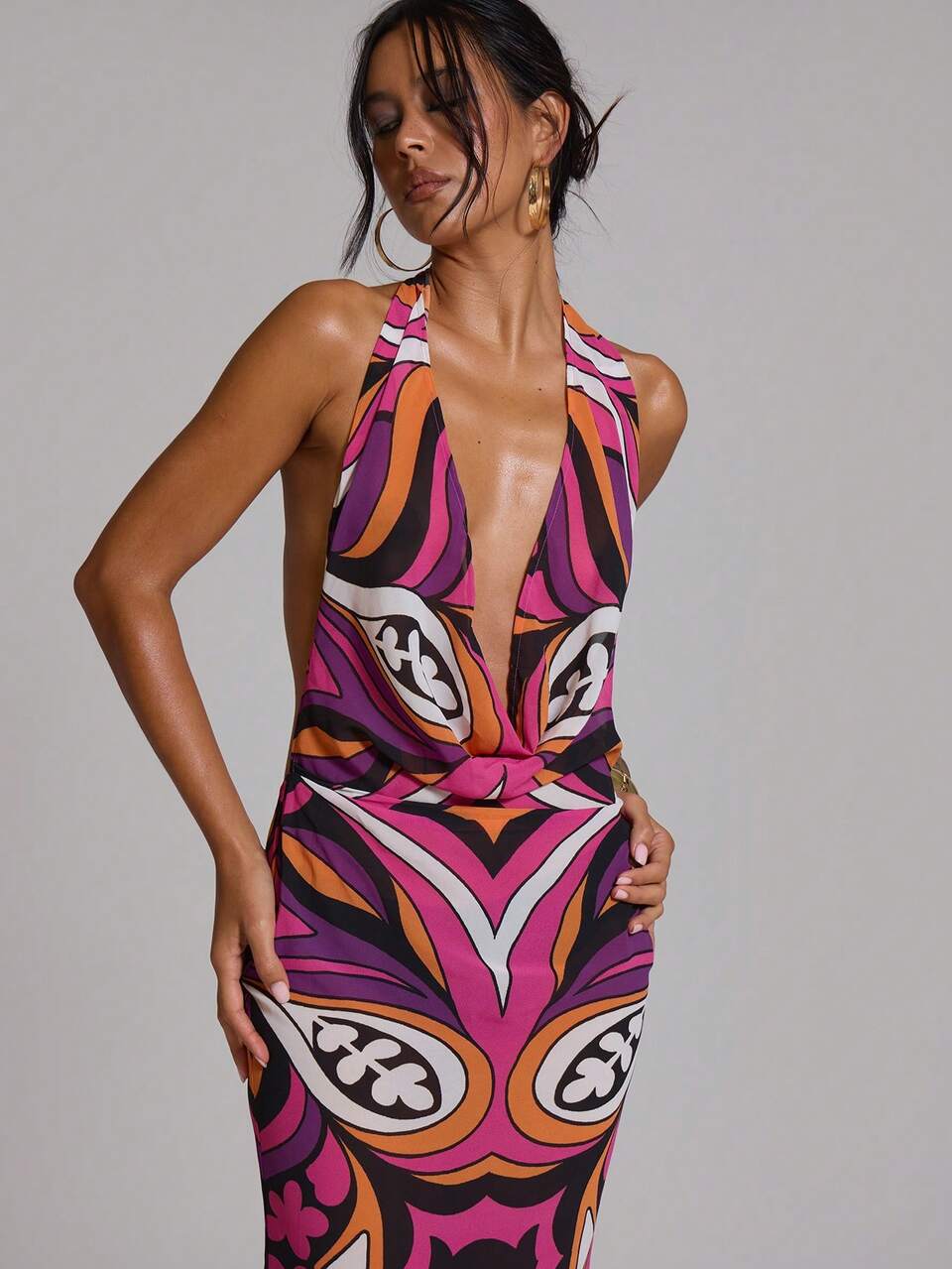 Lila mehrfarbig bedrucktes, gerade geschnittenes Maxi-Kleid mit Wasserfall-Ausschnitt