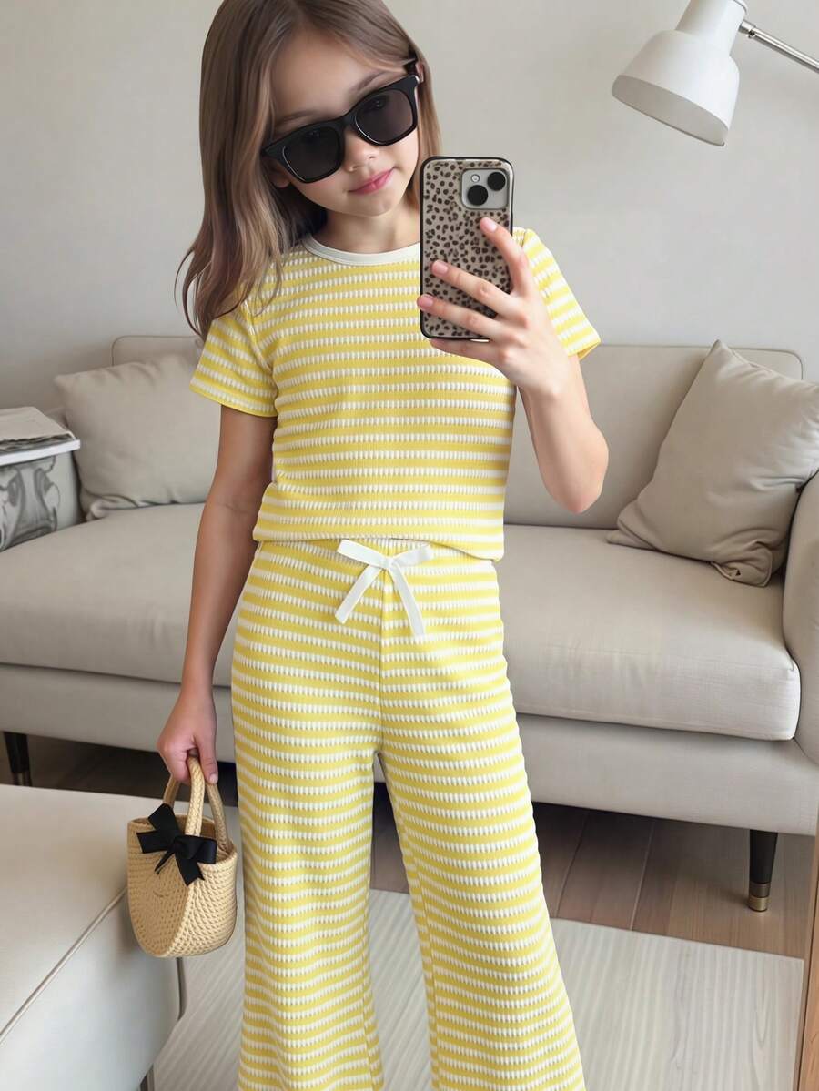 SHEIN 2件套女童针织圆领休闲T恤和修身长裤套装，儿童服装