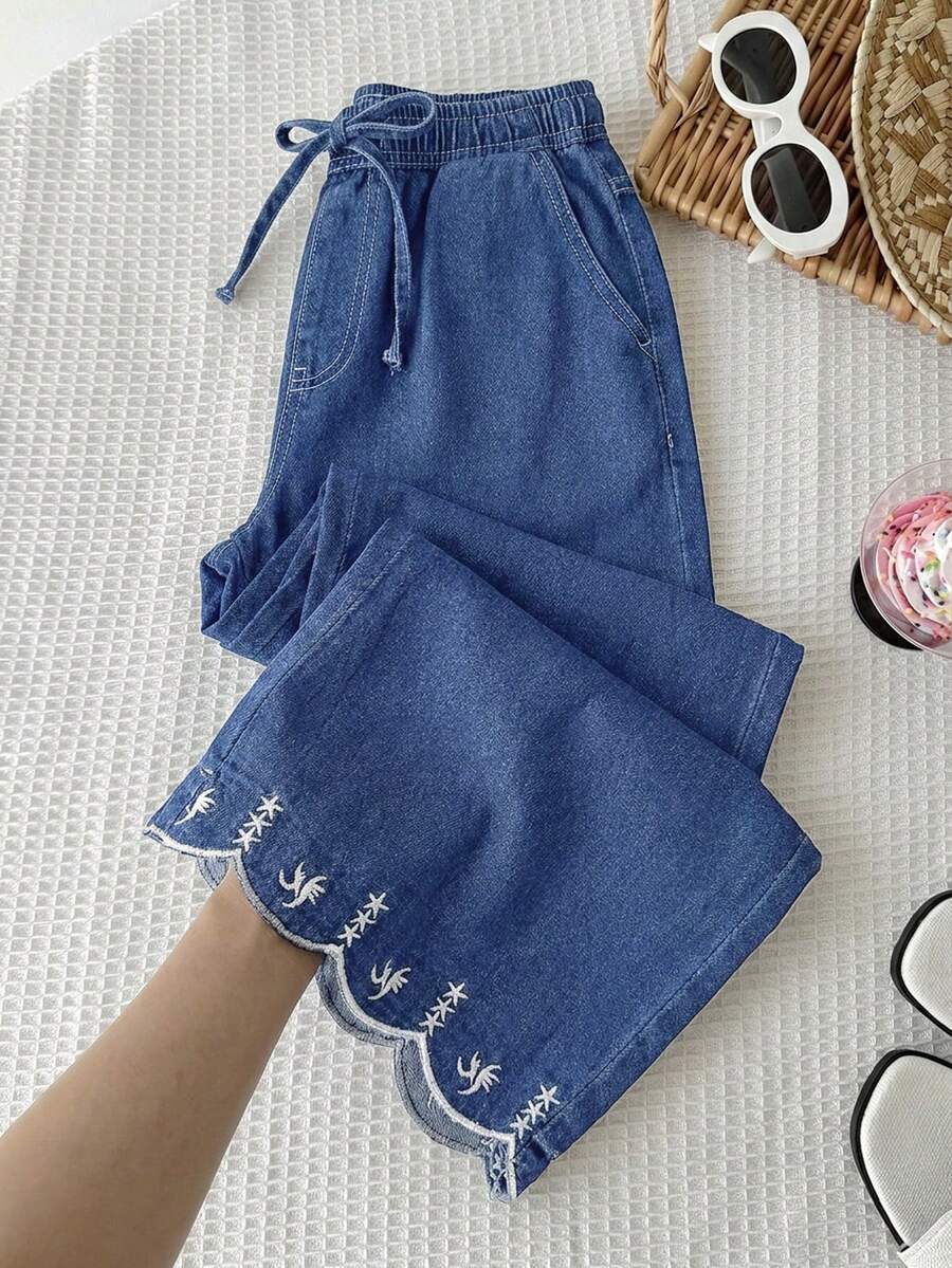 SHEIN Tween Girls' Embroidered Drawstring Waist Curved Hem Pocket Denim Jeans - Medium Wash - View 1