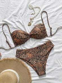 SHEIN Swim 2026春季新款大尺碼女款交叉式抹胸比基尼套裝，印花V型三角泳褲兩件式泳衣 - 彩色 - 查看 1