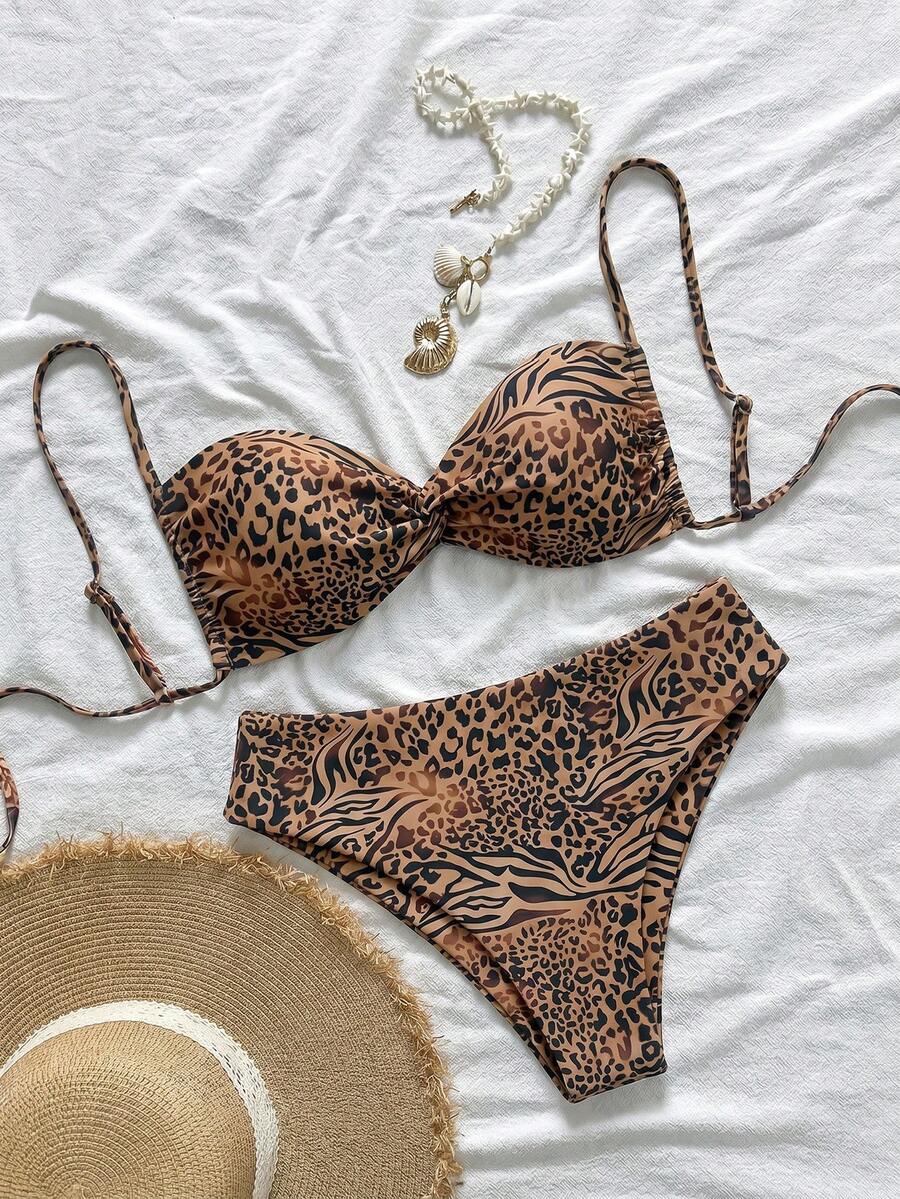 SHEIN Swim 2026春季新款大尺碼女款交叉式抹胸比基尼套裝,印花V型三角泳褲兩件式泳衣 - 彩色 - 查看 1
