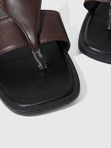 HighSole Sandalias de tacón para mujer, diseño retro con suela gruesa y aumentadora de altura, sandalias romanas de verano 2026 con nuevo diseño de nicho, de cuero y con punta abierta - Marrón - Ver 4