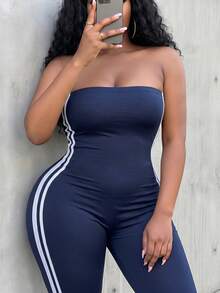 Slaydiva Macacão justo sem mangas estilo bandeau azul-marinho para verão casual e caminhadas, tamanho grande, calças capri skinny com fenda lateral e cinto tecido contrastante decorativo, streetwear Y2K - Azul marinho - View 7