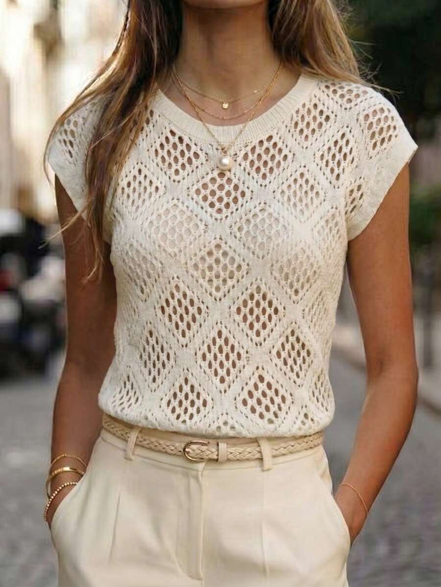 SHEIN Holidaya Trang phục mùa hè mới cho nữ, Áo dệt kim ren màu trắng ngà dành cho nữ - Cổ tròn, tay ngắn, họa tiết hình thoi, dáng rộng thoải mái, quyến rũ lãng mạn kiểu Boho và phong cách tối giản thường ngày. - Màu be - Xem 1