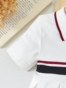 SHEIN 1件女嬰 Polo領條紋馬匹印花休閒運動風收腰 A字洋裝，適合夏季日常出遊、購物、旅行與度假 - 彩色 - 查看 7