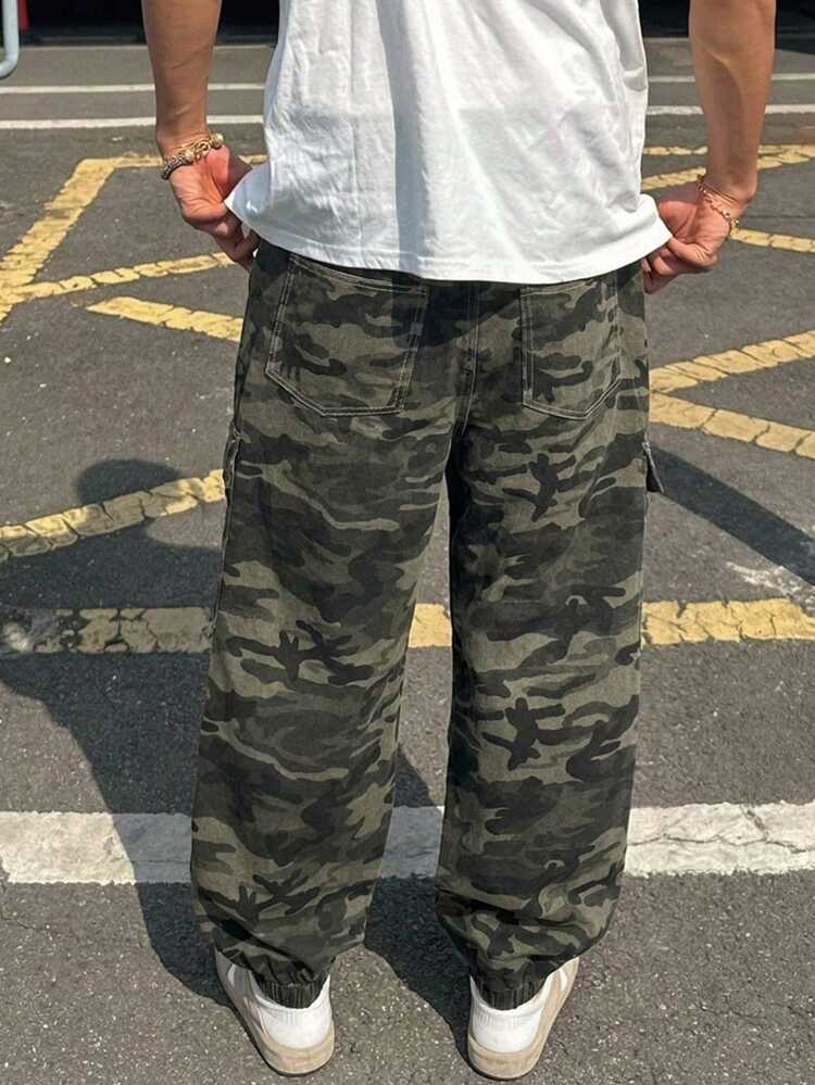 Men's Spring Camouflage Print Flap Pocket Cargo Denim Jeans