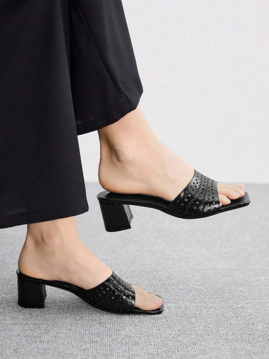 CUCCOO BIZCHIC Sandalias de tacón alto con parte superior hueca negra para mujer, sandalias de tacón alto con punta cuadrada y comodidad, sandalias de estilo de viaje diario - Negro - Ver 1