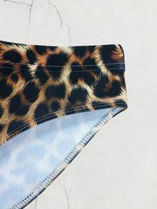 Manfinity KASUA Men's Summer Vacation Beach Leopard Print Briefs - Multicolor - View 4