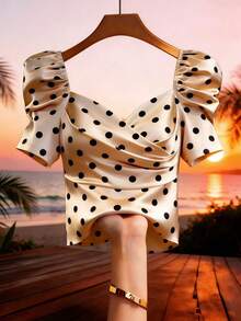 GlowEve Blusa de manga corta con cuello de corazón y manga fruncida con estampado de lunares - Amarillo Mostaza - Ver 5
