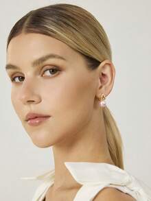 MOTF PREMIUM FAUX PEARL EAR CUFFS - Gold-Pink Pearl - View 9