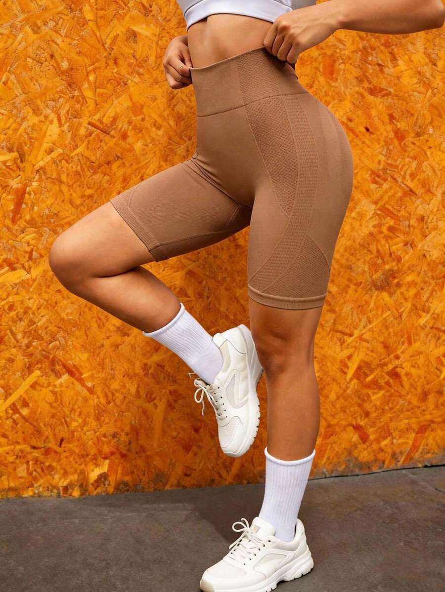 Easithlete Easithlete 1件装女士卡其色无缝高腰紧身短裤,蜜桃臀性感瑜伽跑步健身户外休闲短裤,适合春、夏、秋、冬四季穿着。 - 卡其色 - 查看 1