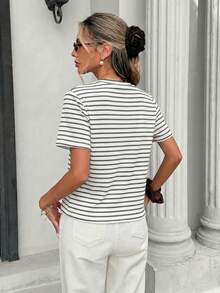 Muvela Women's White Contrast Color Minimalist Round Neck Short Sleeve Casual T-Shirt Travel Summer - Dark Grey - View 2
