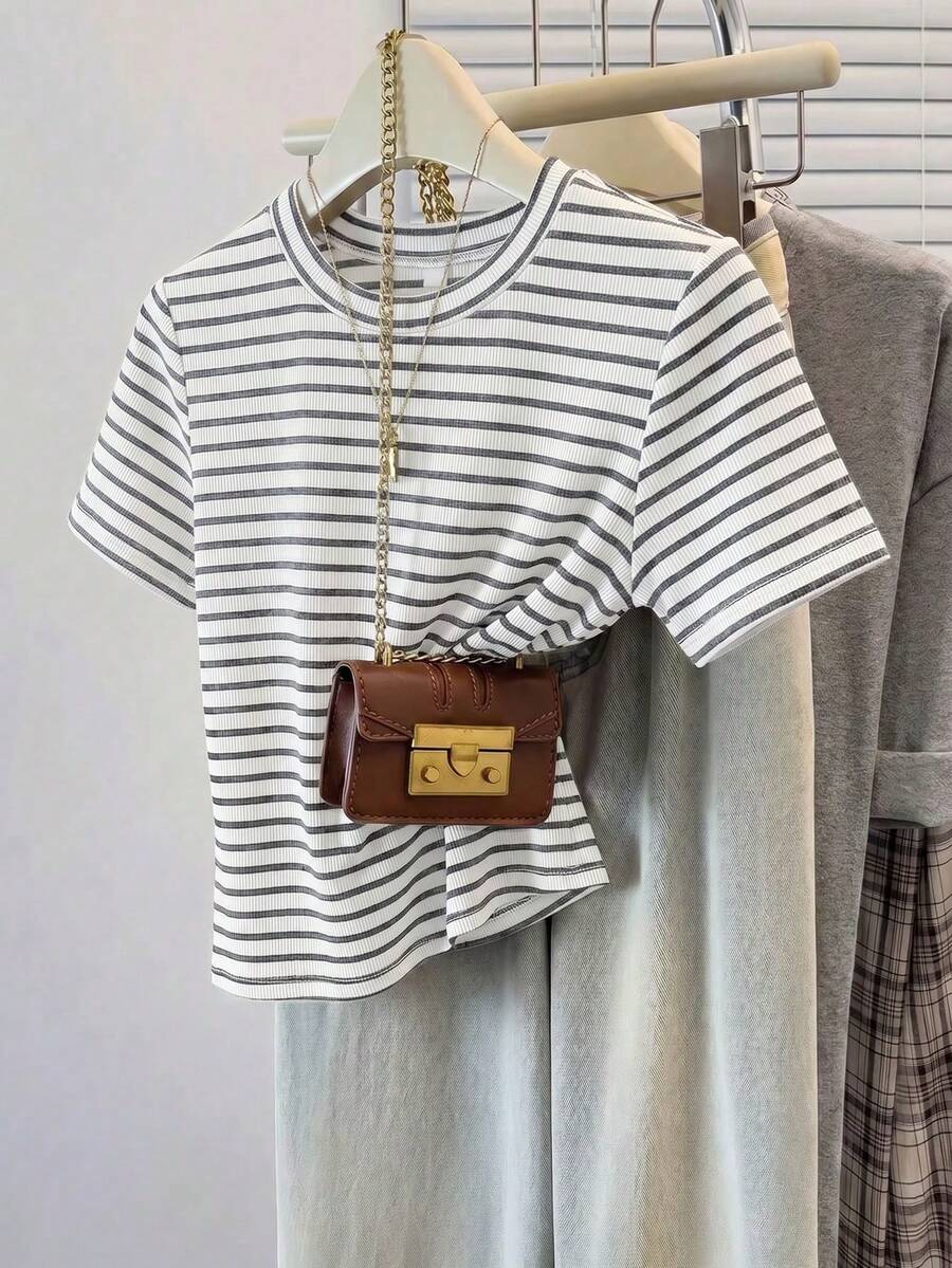 Muvela Women's White Contrast Color Minimalist Round Neck Short Sleeve Casual T-Shirt Travel Summer - Dark Grey - View 1