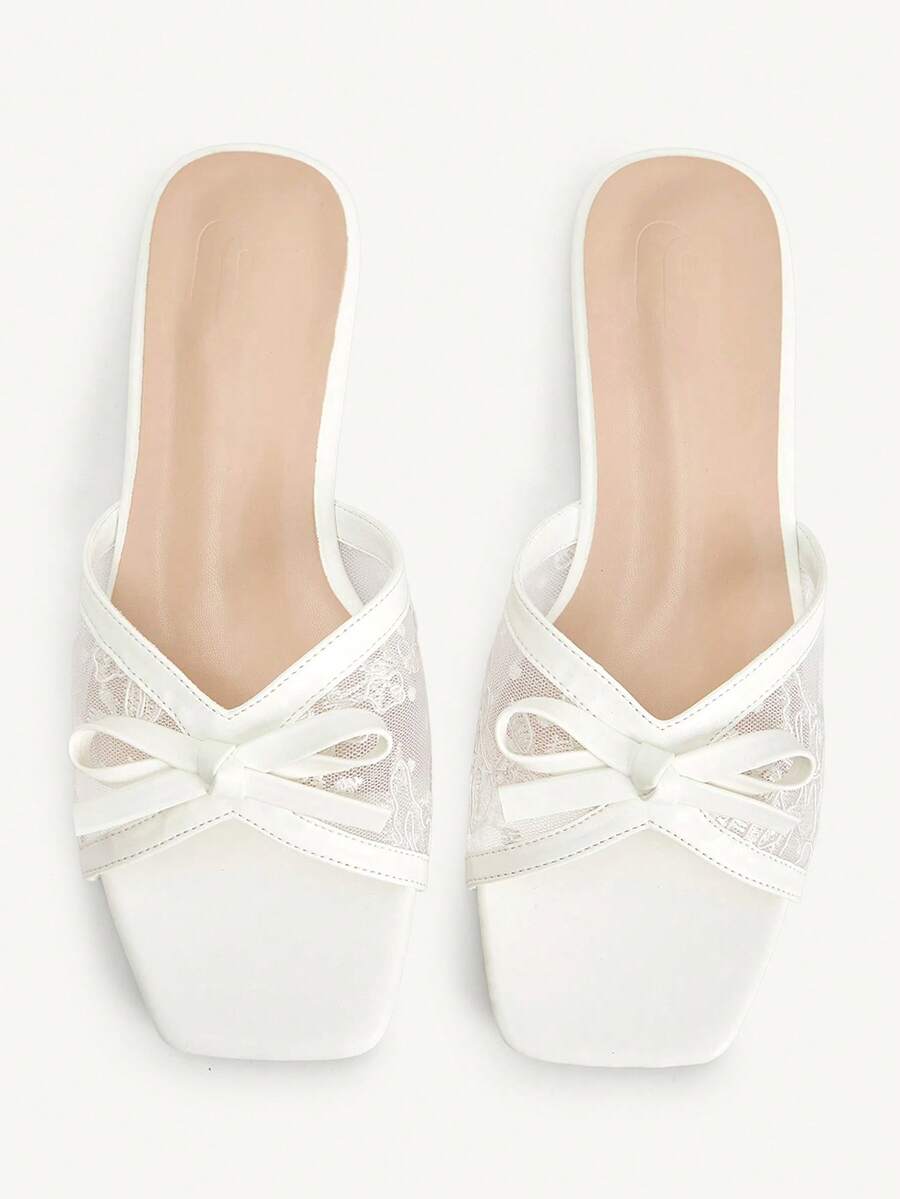 CUCCOO CHICEST Damenschuhe Damen Neue Sommer Quadratische Zehenkappe Flacher Boden Weiße Spitze Schleife Modische und elegante Damen Flache Sandalen Pantoffeln Geeignet für täglichen Arbeitsweg, Büro, Urlaub und andere Orte - 2025 Netto Weiß Nr. 2 - Übersicht 1