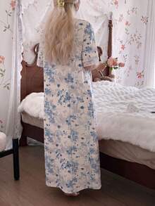 CottageSlumber蕾丝拼接V领短袖浪漫花卉印花女士睡裙 - 藍色 - 查看 2
