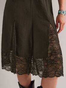 Freevana Große Größen Sommer Vintage einfarbige Hose mit Kontrast-Spitze und elastischem Bund - Kaffeebraun - Übersicht 3