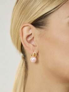 MOTF PREMIUM FAUX PEARL EAR CUFFS - Gold-Pink Pearl - View 1