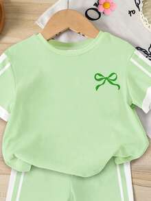 Elladie kids Conjunto de top de manga corta con cuello redondo y pantalones cortos ajustados con estampado de lazo y bloques de color para niñas pequeñas, adecuado para verano, escuela, hogar, exterior, adorable conjunto de verano para niñas pequeñas, estilo coreano - Multicolor - Ver 4