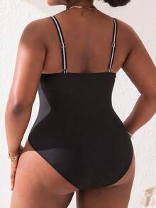 Slaydiva Costume da bagno intero a righe casuali per donne taglie forti - Bianco e nero - Visualizzare 2