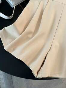 Qadelle Conjunto de 2 piezas de top de manga corta con escote en V de parche y pantalones cortos plisados para mujer, para uso casual/oficina con ribete de contraste - Multicolor - Ver 4