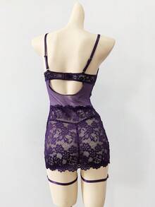 SHEIN 經典神祕時尚優雅成熟蕾絲拼接網紗睡袍 + 丁字褲 + 2個腿環 女款性感睡袍 3件組 - 紫色 - 查看 7