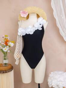 Swim Bonvoyette 女士夏季沙滩性感优雅针织面料3D立体花卉配饰撞色斜肩露背连体泳衣，飘逸设计，性感沙滩泳池派对装扮，夏季沙滩风，适合沙滩度假、春夏假日泳池派对、沙滩装扮 - 黑色 - 查看 2