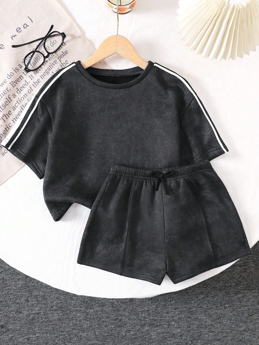 SHEIN 2件套:少女宽松短款T恤+紧身短裤,休闲日常穿搭 - 灰色 - 查看 1