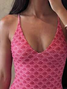 Bonvoyette 2026 Spring/Summer Green V-Neck Camisole With Ditsy Floral Outer And Striped Inner - Hot Pink - View 3