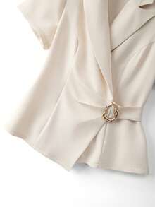 GlowEve CURVE Summer Fashionable Casual French Retro Elegant Commuter Lace-Up Waist Metal Decor Apricot Blazer - Apricot - View 4