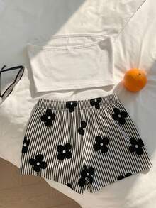 SHEIN EZwear 2件組花卉與條紋印花上衣搭配藍白條紋長褲，休閒極簡浪漫復古風，適合音樂節、海灘、度假、外出，女款夏季套裝 - 彩色 - 查看 2