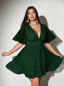 Viva Relle Plus Size Sexy Solid Color Deep V-Neck Ruffle Hem Dress - Dark Green - View 4