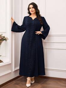 Al Najma Robe style arabe pour femmes grandes tailles, col cranté, manches évasées, patchwork en dentelle, couleur unie - Bleu marine - Voir 5