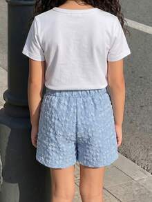 SHEIN 2件裝少女清新甜美風套裝，白色圓領短袖上衣配3D大蝴蝶結，蝴蝶結由同系列淺藍色提花布料製成，搭配淺藍色提花開衩裙褲，不對稱開衩外層內含安全防走光短褲，後腰彈性設計 - 藍色 - 查看 2