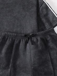 SHEIN 2件套：少女宽松短款T恤+紧身短裤，休闲日常穿搭 - 灰色 - 查看 8