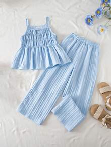 淺藍色