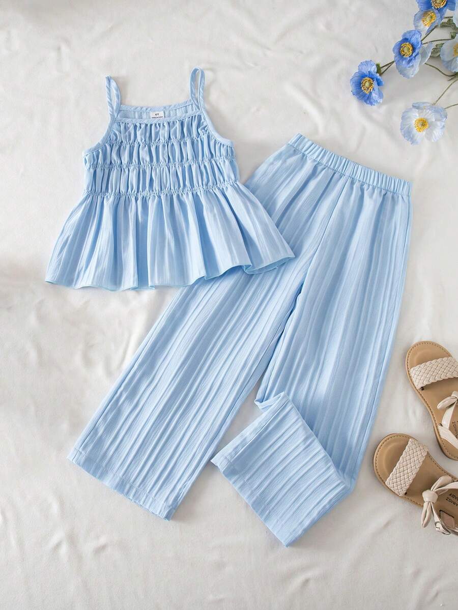 SHEIN Elladie kids 夏季波西米亚风柔软舒适女童纯色褶皱吊带背心和裤子套装,女童两件套夏季套装,浅蓝色女童套装,夏季裤装套装 - 淺藍色 - 查看 1